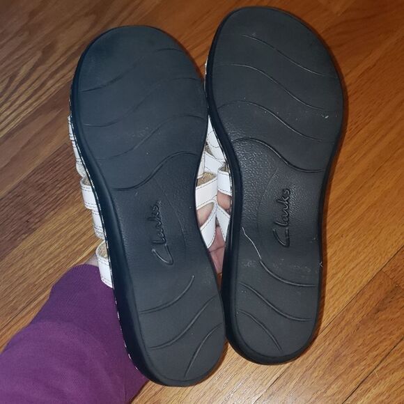 Clarks Collection White Slip-On Sandals - Picture 6 of 7